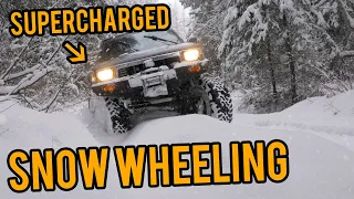 4x4 Snow Wheeling Adventure | SAS Pickup | Stock TUNDRA