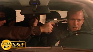 Jason Statham escapes from the police in a BMW with robbers / The Transporter (2002)