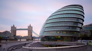 Buildings by Norman Foster in London