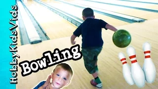 First Time BOWLING! HobbyPig + HobbyFrog, HobbyBear Strike Out HobbyKidsVids