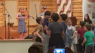 “Banjo Tramp” old time tune at the Floyd Country Store Friday Night Jamboree