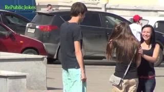 Повторы За Прохожими   Echoing People Prank in Russia Реакция 1