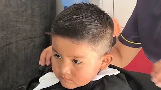 Hairstyle corte para niño. fácil de hacer