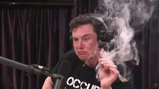Elon Musk Smokes Weed on Joe Rogan Podcast
