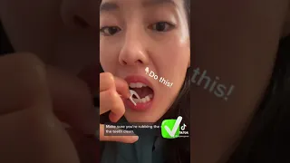 How to Floss the Right Way ✅