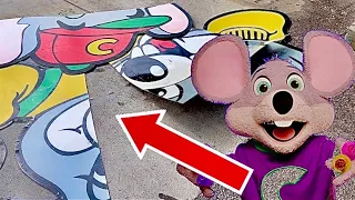 Chuck E Cheese Is Getting DESTROYED! (Sign Removed!)