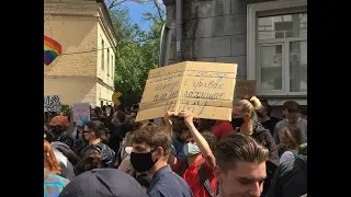 "Зупинимо сафарі міліції на Подолі": акція проти свавілля поліцейських у Києві / включення з місця