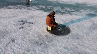 Зимняя рыбалка, первый лед, открытие сезона твердой воды.