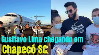 Gusttavo lima chegando em Chapecó SC