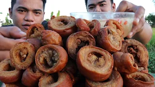 OUTDOOR COOKING | CHICHARON TUMBONG (HD)