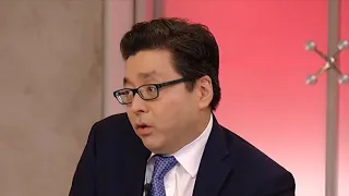 Tom Lee discusses the historic market sell-off, probability of a recession, and bitcoin as a hedge