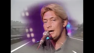 Chris Rea : "Driving Home For Christmas" (Original 1986 Version) • Unofficial Music Video