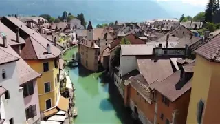 Annecy Channels From Above (Анси с высоты птичьего полёта)