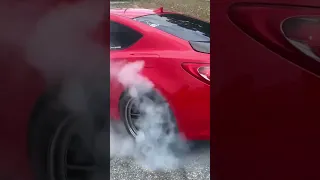 Hyundai Genesis 2.0T Does Burnout 🔥