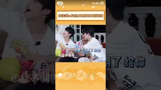 朱志鑫×左航：兄弟生日我遭殃       阿志and航酱：我真的栓Q   #朱志鑫#左航#TF家族三代#娱头甜妹