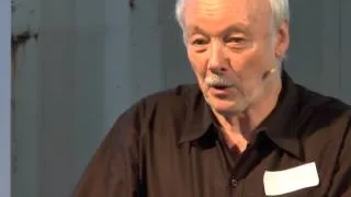 Vortrag Prof. Günter Faltin beim KreativStart Kongress 2014.