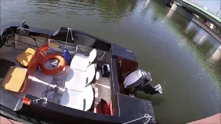 Jak zwodować łódź motorową