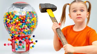 Ivan got inside the Gumball Machine + more Fun Kids Videos