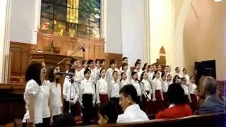 AEC Dsirani Choir performing Inknahavan Ինքնահաւան