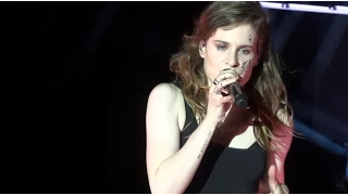 CHRISTINE AND THE QUEENS " Intranquillité "@ Vieilles charrues 2015