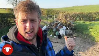 Farmer's Gate blocked by ILLEGAL DUMPING  |  Day 21 Lambing 23