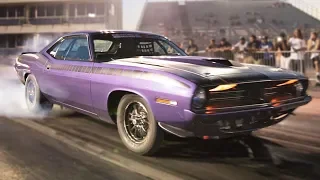 Old Hemi Cuda Beats up on NEW Muscle!