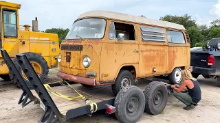 RUSTED Camper Bus Rescue! Abandoned 1972 VW Westfalia Kombi Van, Vintage Volkswagen Restoration, CT