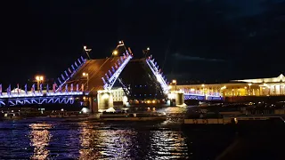 Spectacular Opening of the bridge!!! St.Petersburg.