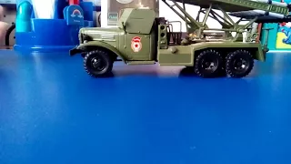 Обзор модели ЗИС 151 катюша "Автолегенды СССР" (хаки).