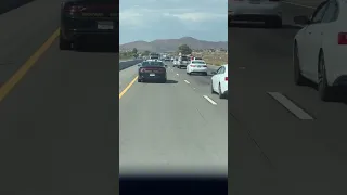 CHP pulls over☝🏼 Distracted driver