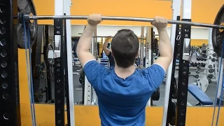 Close vs Wide Grip Overhead Press