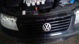 Как поменять лампочку поворота Volkswagen Sharan
