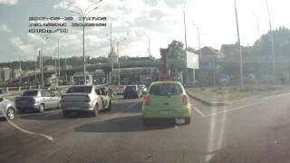 Car near miss (accident), Kyiv, 2017.06.29 Nissan Qashqai АА3028СН