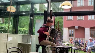 Indila- Dernière danse Accordion cover