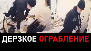 Дерзкое ограбление отделения Kaspi Bank в Алматы: сколько денег забрали налетчики