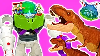 Toy Story 4 giant Buzz Lightyear Robot! Defeat gigantic dinosaurs! #DuDuPopTOY