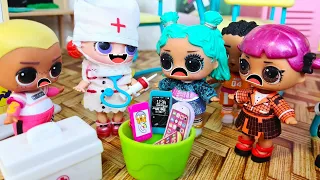 VACCINATIONS FROM PHONES📴😲🤣 AT DOLL SCHOOL LOL SURPRISE DOCTOR! Funny dolls cartoons DARINELKA