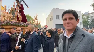 Fernando Aguado, junto a su Cristo de San Rafael. @cofrademania-jerez