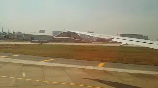 Vietnam Airlines Boeing 787-900 Takeoff from Ho Chi Minh City Airport Runway 25L