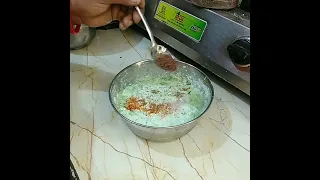 इस भयंकर गर्मी में बनाएं स्वादिष्ट Cucumber🥒 Raita  खीरे का रायता Recipe