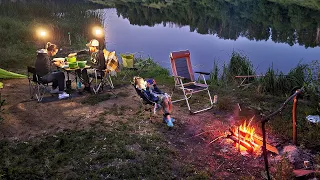 Family fishing overnight! Setting traps for crayfish, fishing for catfish! Cooking tacos on campfire