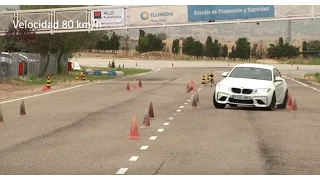 BMW M2 Coupe 2016. Maniobra de esquiva (moose test) y eslalon | km77.com