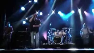 LOVERBOY "Hot Girls in Love" (with bass & drum solos) - live @ Edmonton K-Days July 21, 2014