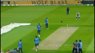 Bumrah, Bhuvi, Shami and Chahal bowling in tandem