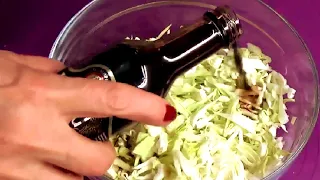 Салат из молодой капусты вкусный и сытный Можно ужин им легко заменить