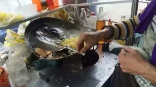 Thailand, Thai Street Food in Bangkok. The Stalls around Central World.