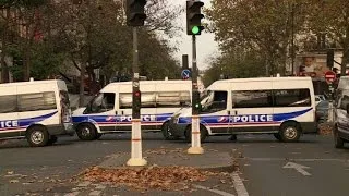 Bataclan concert venue cordoned off after Paris attacks