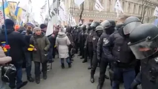 Мітинг під Радою: між підприємцями та поліцейськими сталися сутички