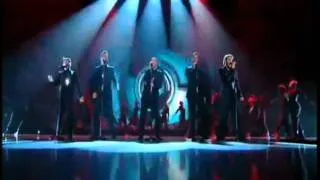 Take That - Love Love (Live in National Movie Awards 2011) [480p]