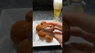 Bolinho de linguiça com queijo | Comida de boteco #receitas #fyp